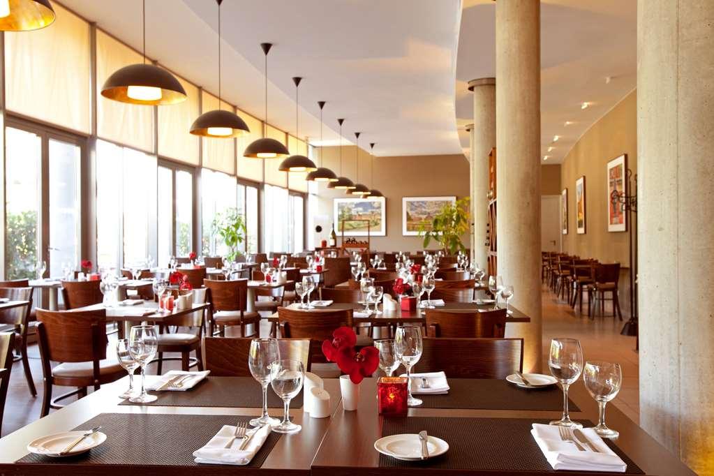 Hotel Vienna House By Wyndham Havelufer Potsdam Restaurante foto