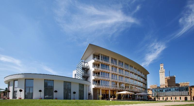 Hotel Vienna House By Wyndham Havelufer Potsdam Exterior foto