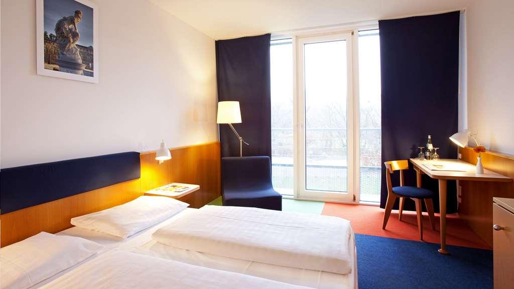 Hotel Vienna House By Wyndham Havelufer Potsdam Habitación foto